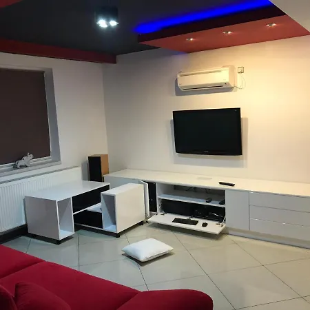 Korona Panzió Bed and breakfast 3*