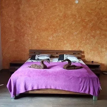 Korona Panzio Oda ve Kahvaltı