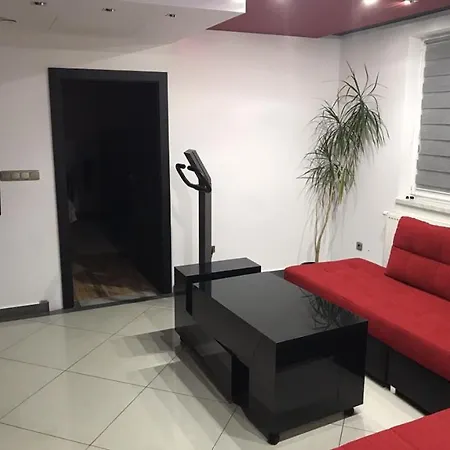 Korona Panzio Oda ve Kahvaltı Blh nad Iplom