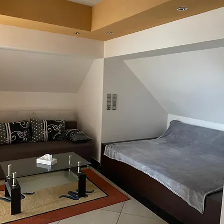 Bed and Breakfast Korona Panzio 3*