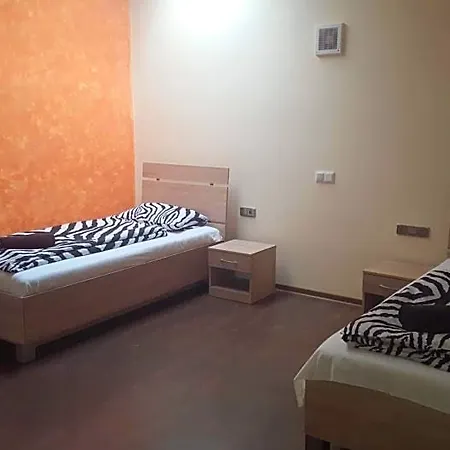 Korona Panzio Bed and Breakfast 3*