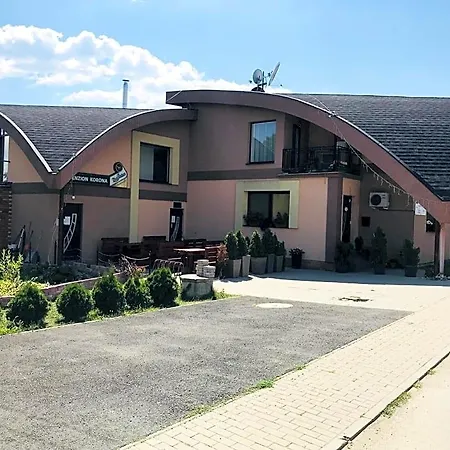 Korona Panzio 3*